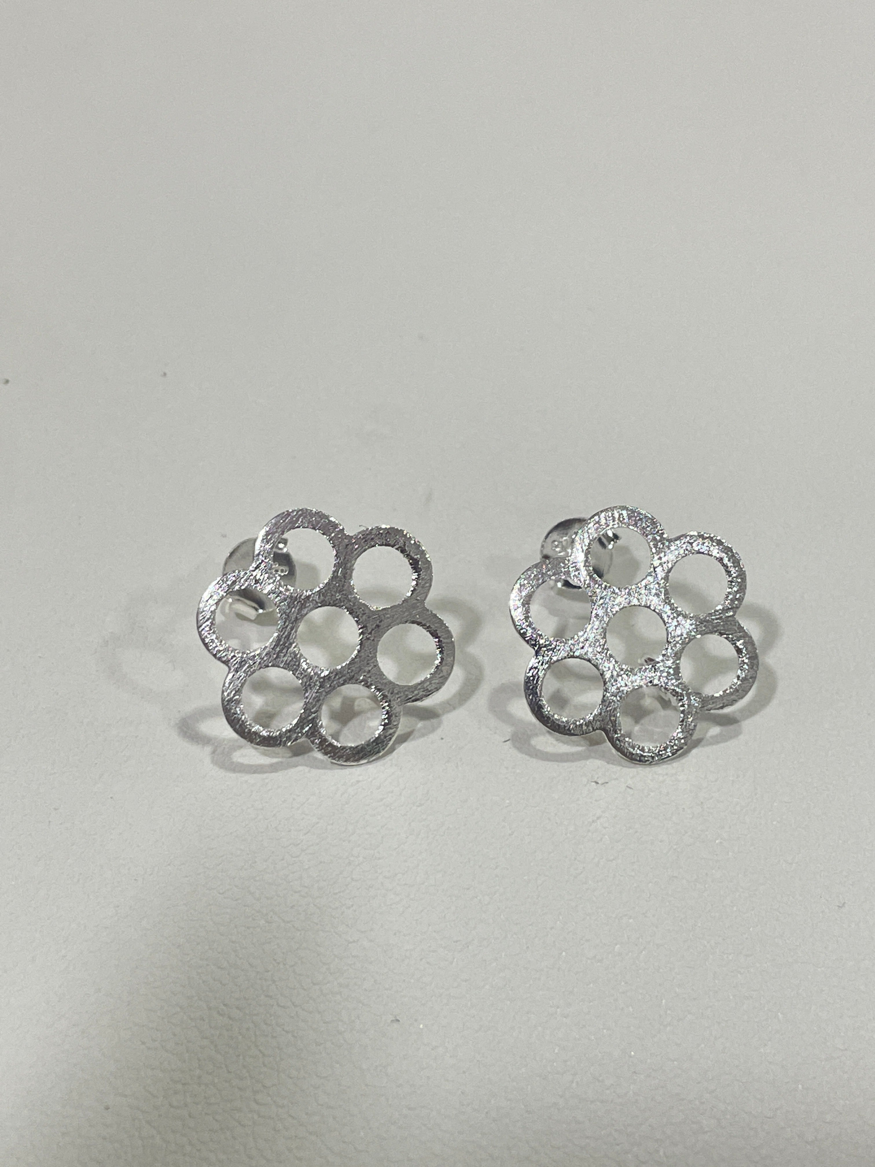 Base de aro Panal con argolla - bañada en plata
