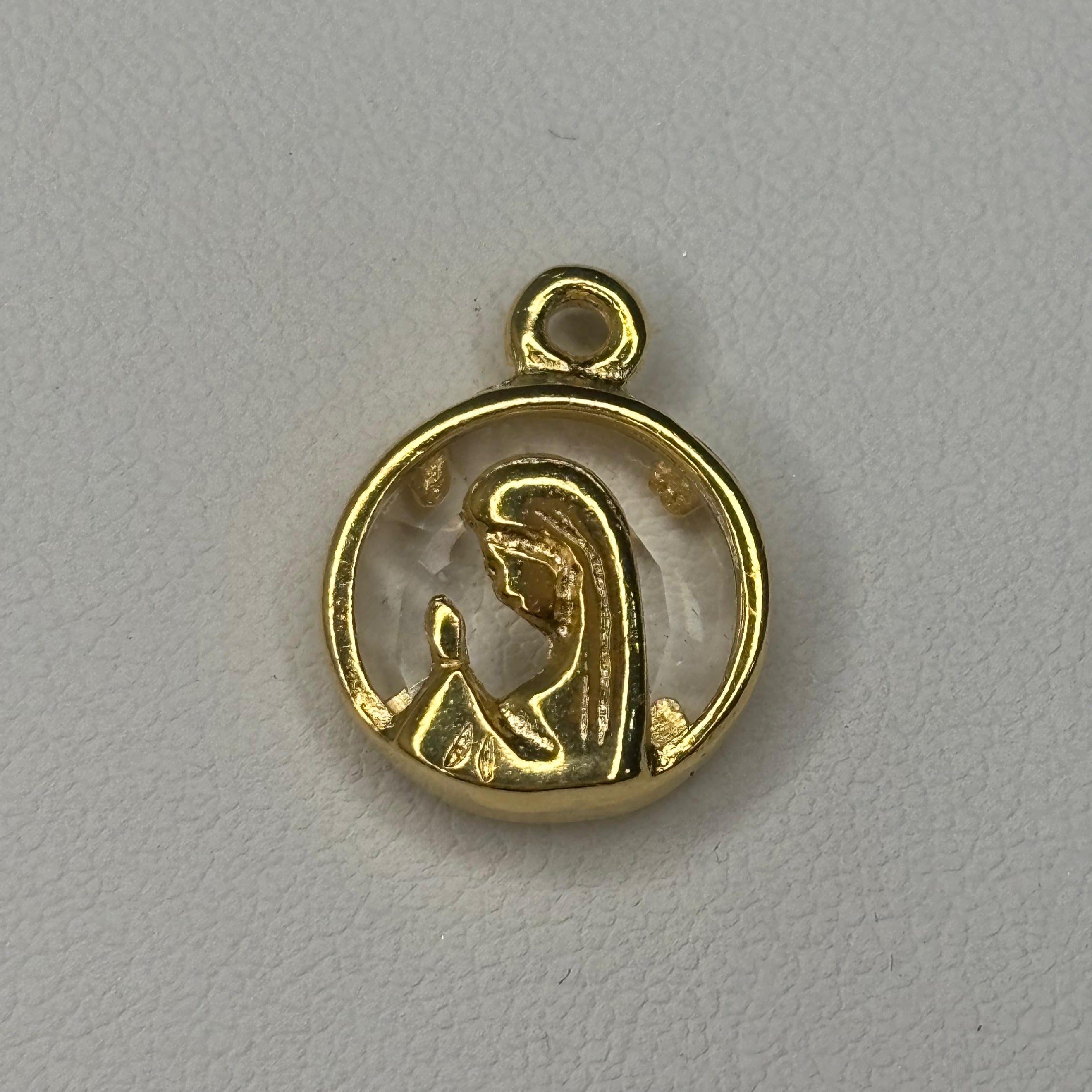 Colgante Virgen niña fondo transparente pequeña - Bañado en oro
