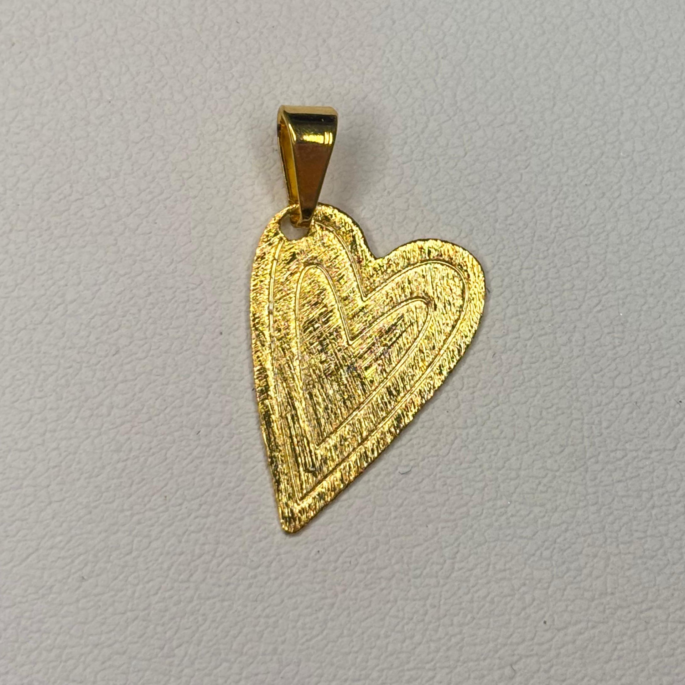 Colgante corazón contorno - Bañado en oro