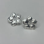 Base de Aro Flor Lorna con argolla - Bañada en plata