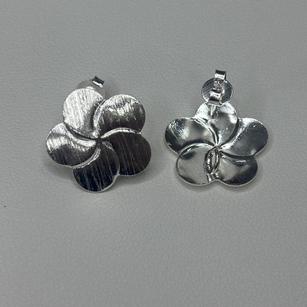 Base de Aro Flor Sophia con argolla  - Bañada en plata