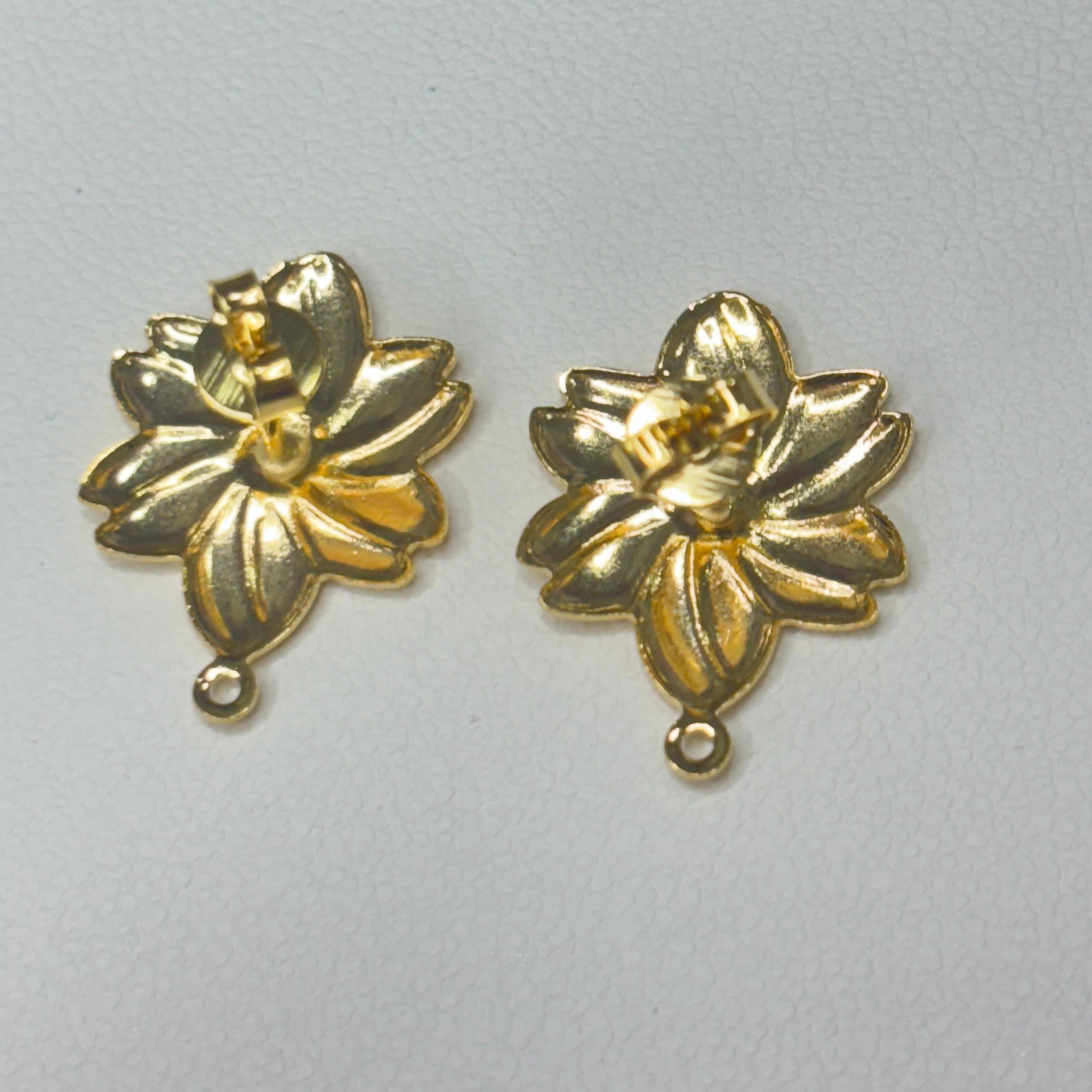 Base de Aro Flor Tamara - Bañada en oro