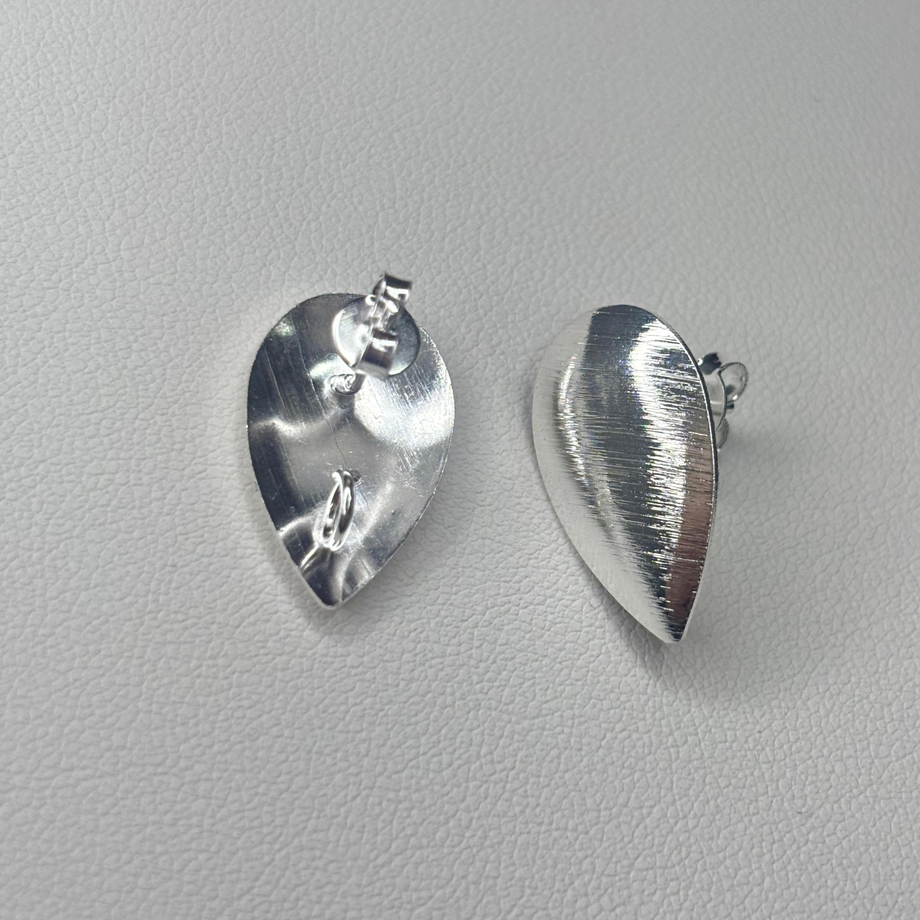 Base de Aro Gota María con Argolla - Bañada en plata