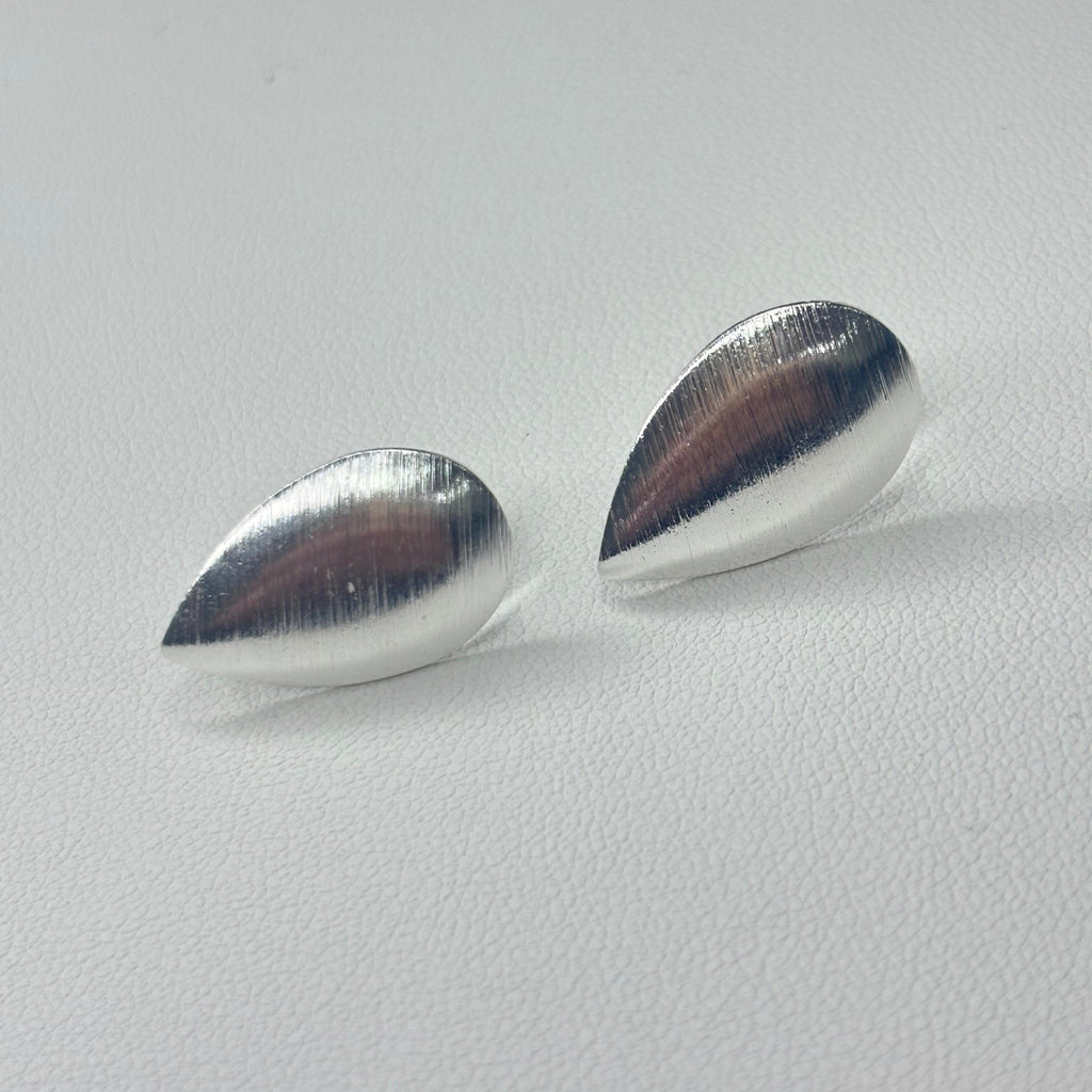 Base de Aro Gota María con Argolla - Bañada en plata