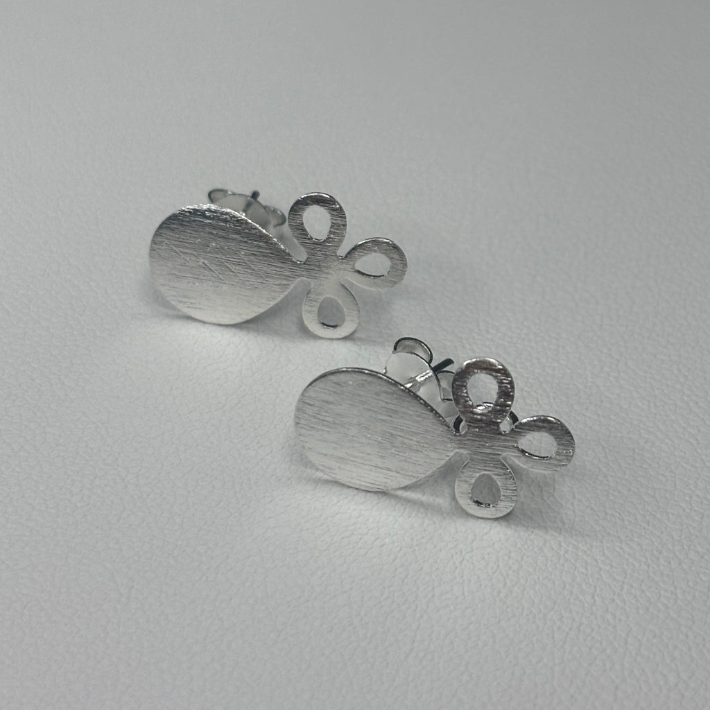 Base de Aro Flor Alessa con argolla- Bañada en plata