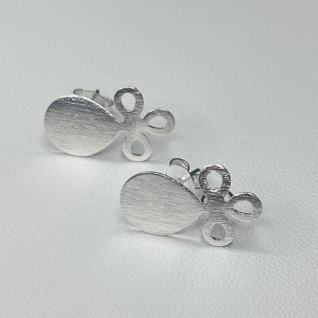 Base de Aro Flor Alessa con argolla- Bañada en plata