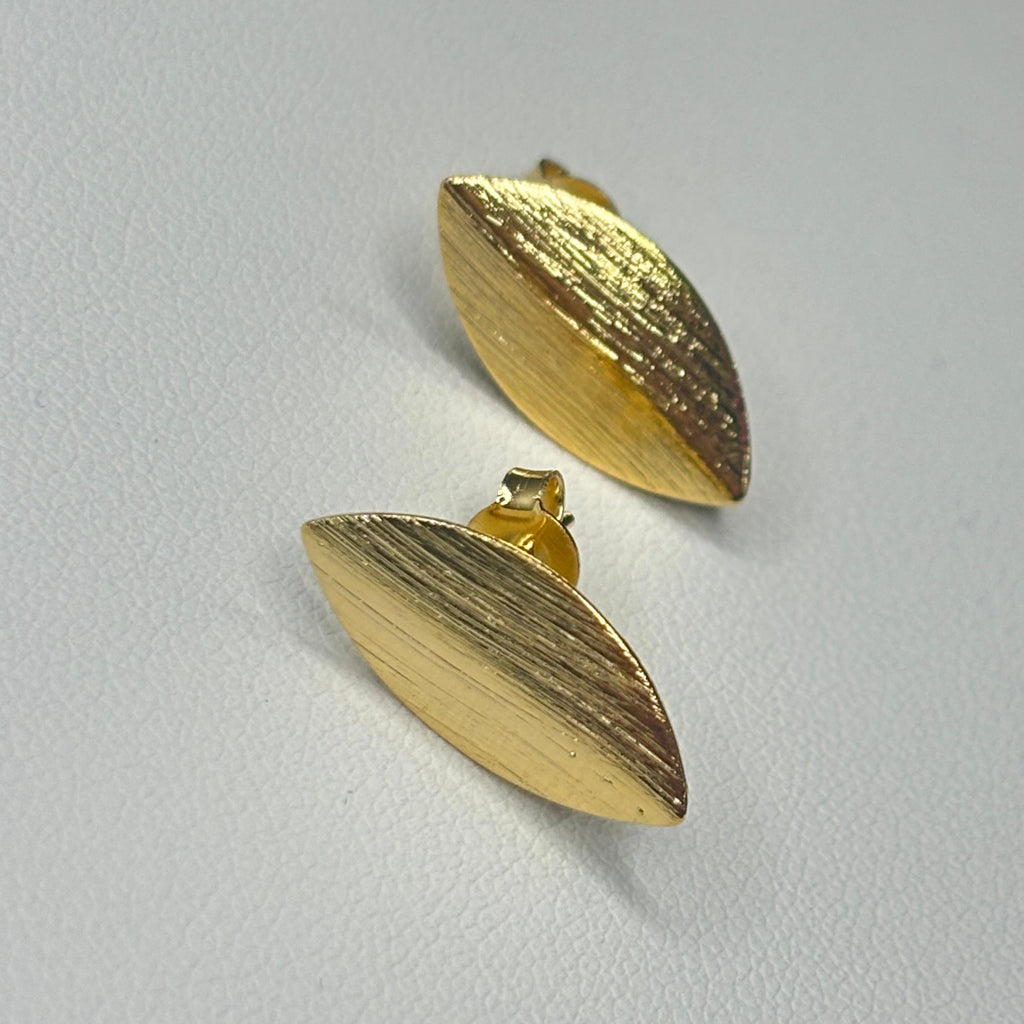 Base de Aro Hoja con Argolla - Bañada en oro