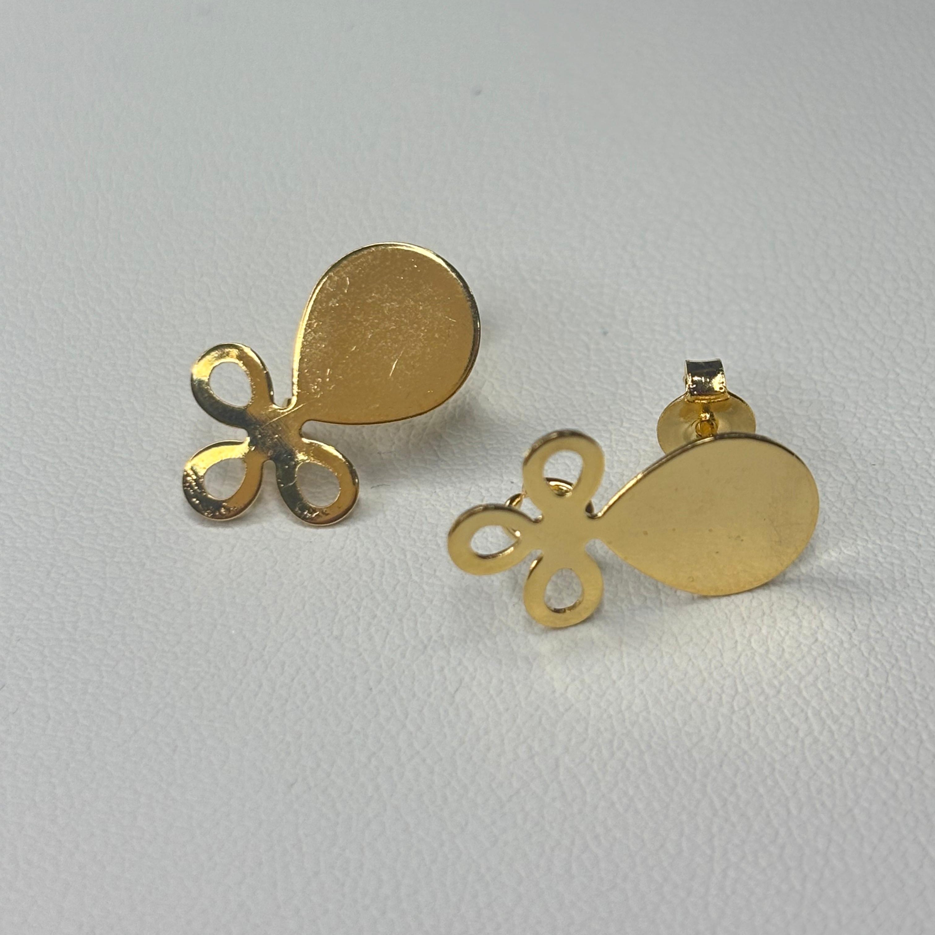 Base de Aro Flor Alessa con argolla - Bañada en oro