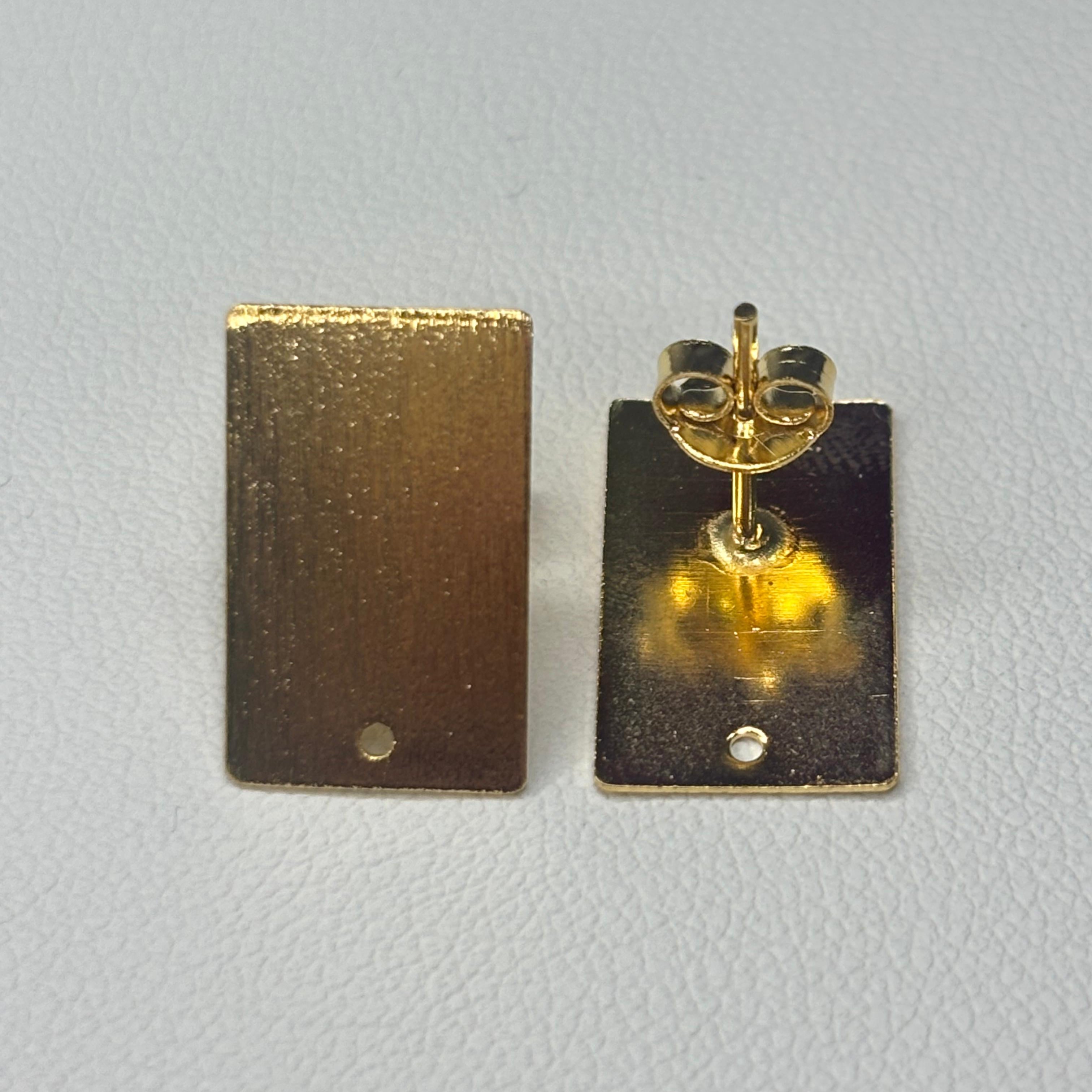 Base de Aro Rectangular Alicia - bañada en oro