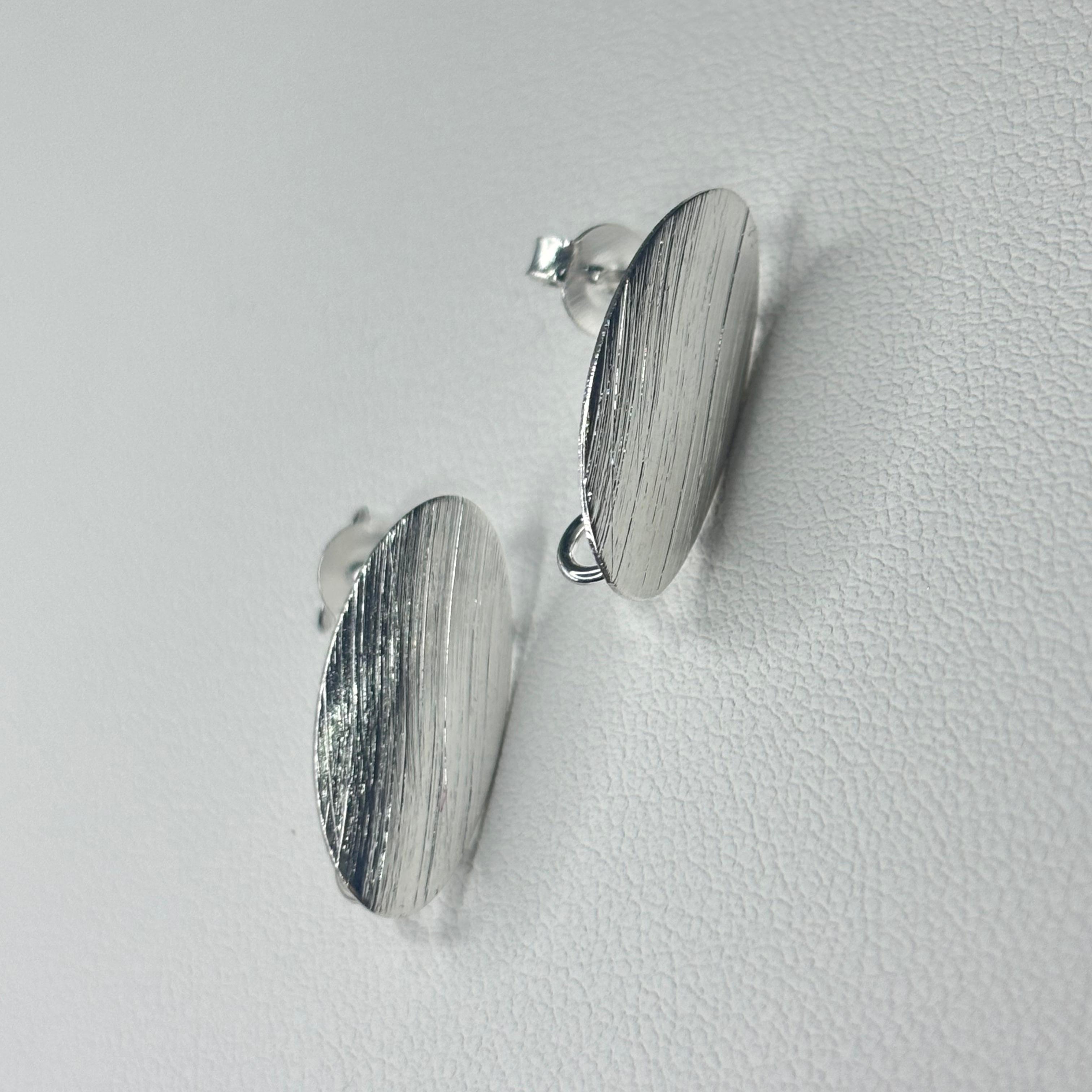 Base de Aro Ovalada Laura - Bañada en Plata