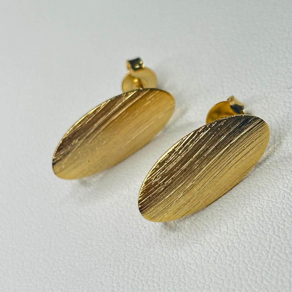 Base de Aro Ovalada con Argolla - Bañada en oro