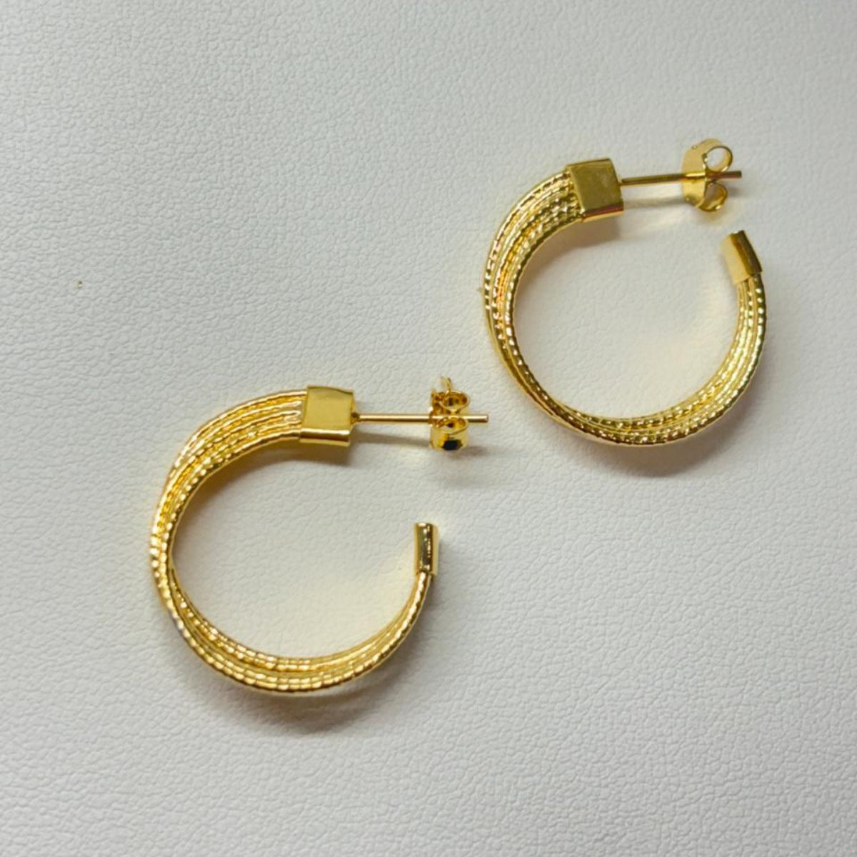 Argollas satinadas - Bañadas en oro