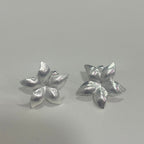 Base de Aro Flor Marta con argolla - Bañada en plata