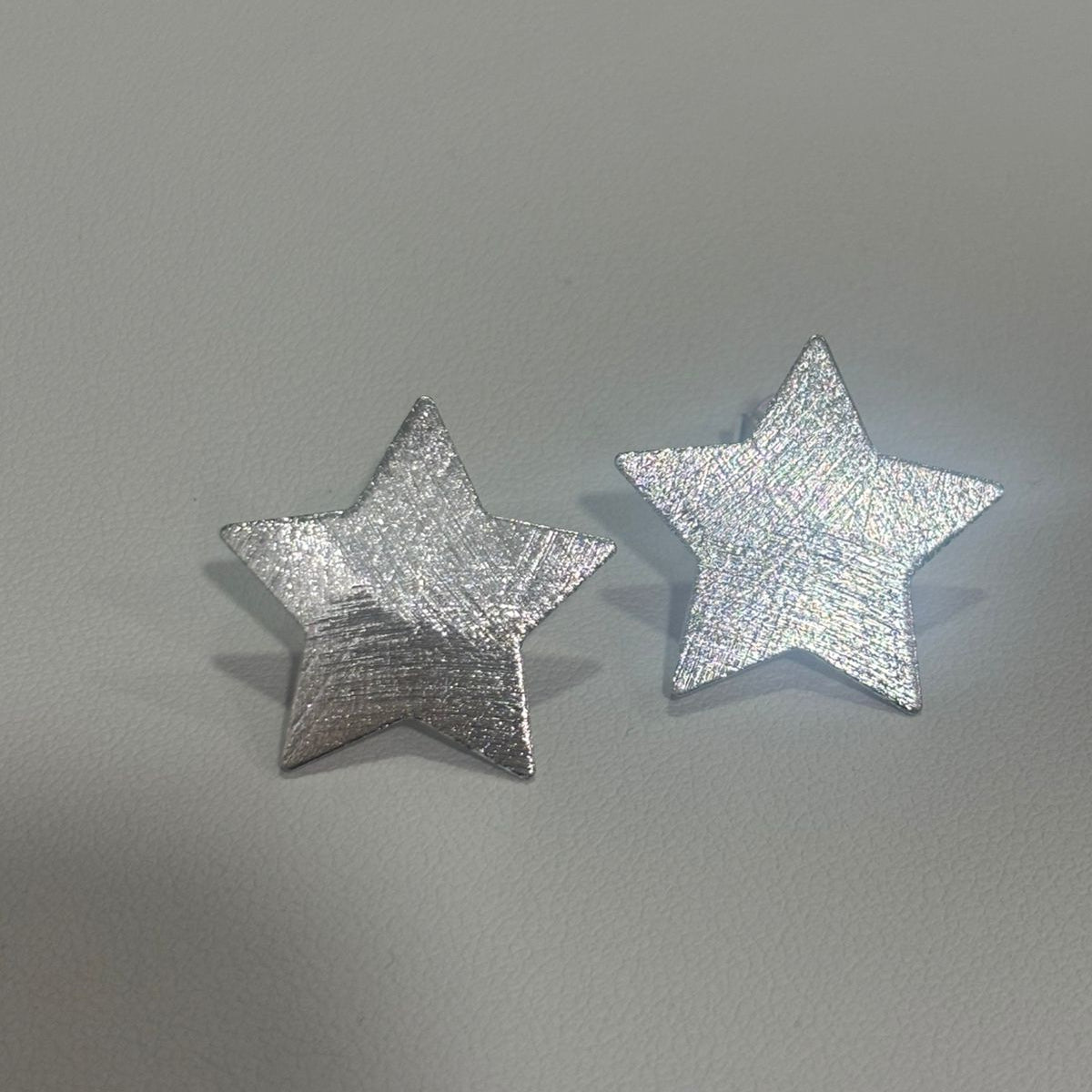 Base de Aro estrella con argolla  - Bañada en plata