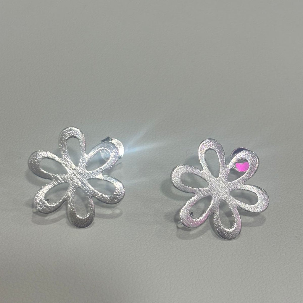 Base de Aro Flor Alicia con argolla - Bañada en plata